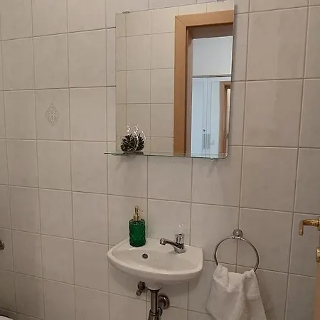 Apartment Anka, 2 Bedrooms, Spacious, Sunny, 84m2